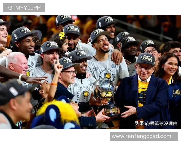 哈里伯顿精准助攻西亚卡姆三分球如雨后春笋般纷纷入网 哈里伯顿精准助攻西亚卡姆三分球如雨后春笋般纷纷入网