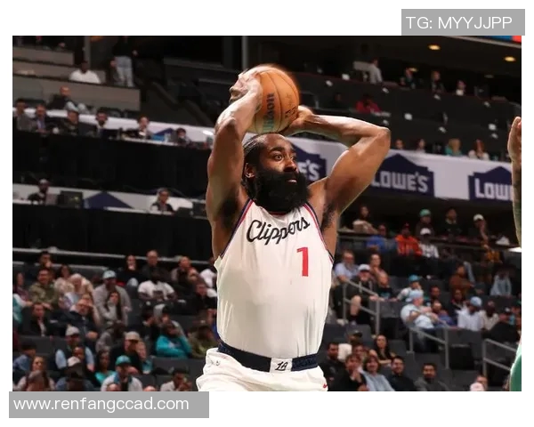 数据帝：39+5+5+6三分！一人复制詹皇输球数据 哈登变身历史第二人