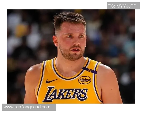 场均37分9板9助!3项联盟倒数第1!湖人功臣下课,浓眉成烫手山芋 场均37分9板9助!3项联盟倒数第1!湖人功臣下课,浓眉成烫手山芋